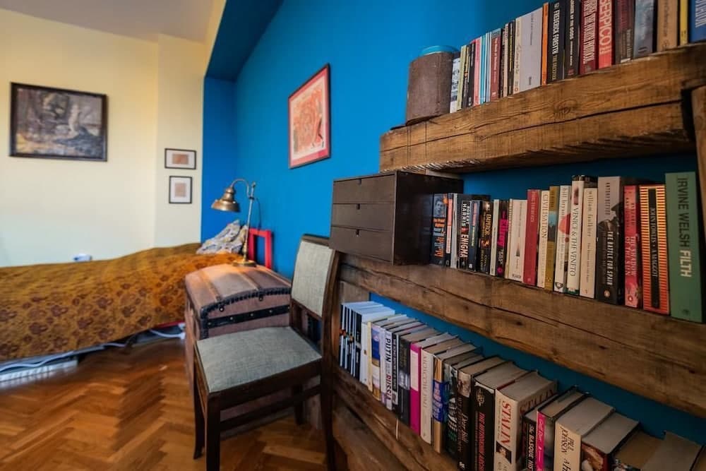 Prime Host apartments on Patriarch Ponds