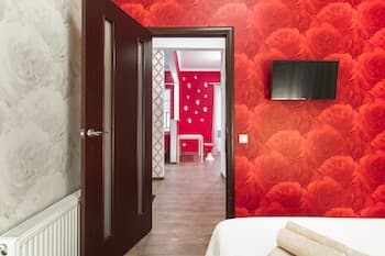 LeonRooms Onilovoy 18-1