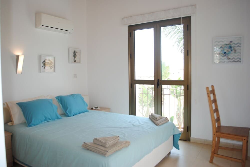 Narcissos Villa Thekla