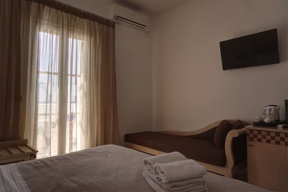 Oxygen Seaside Hotel