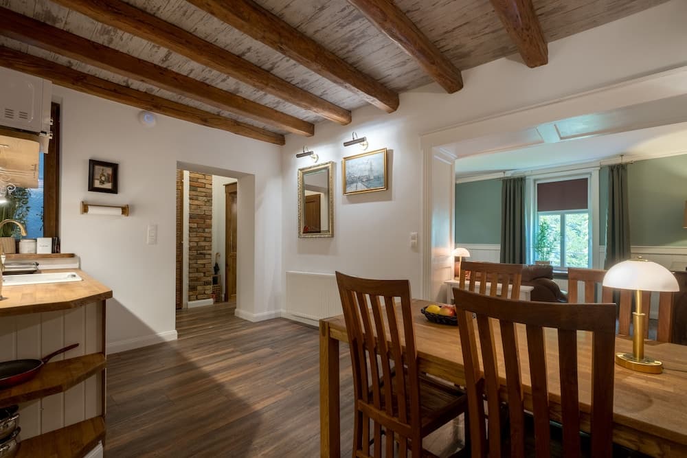 Old House Apartments Poznań