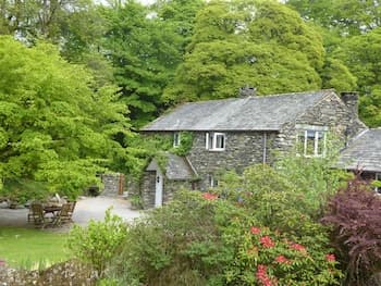 Low Jock Scar Country Estate