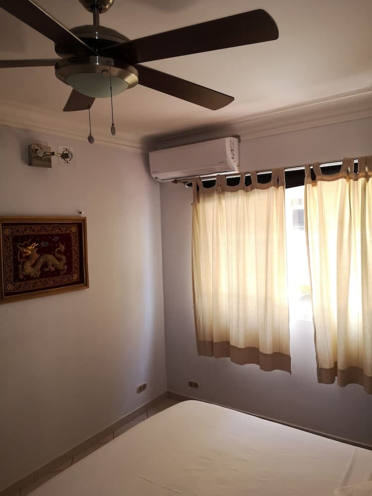 Las Palmeras I Mamajo & Riki