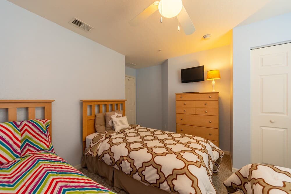 Venetian Bay Villages 2220