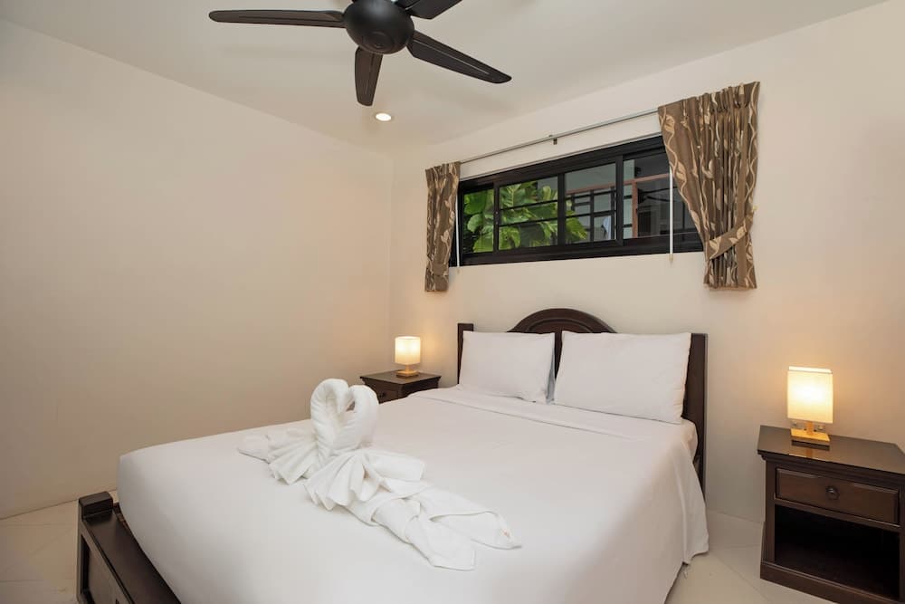 Baan Chom View Kamala