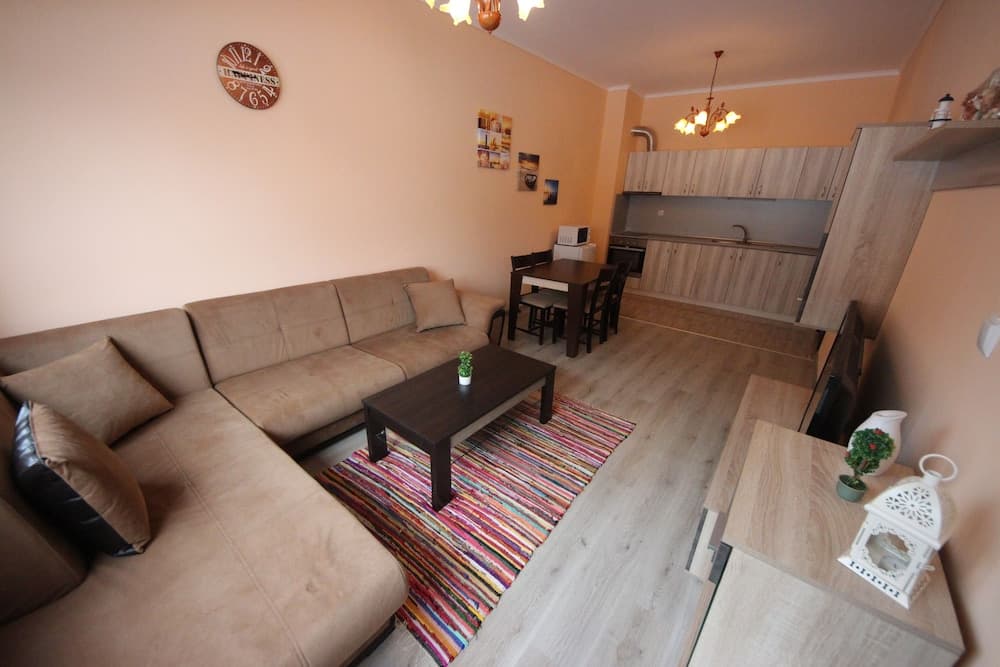 Menada Apartments in Villa Yurta