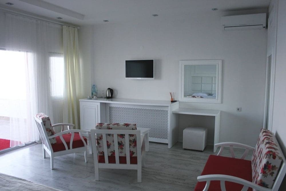 Beyaz Cinar Butik Hotel