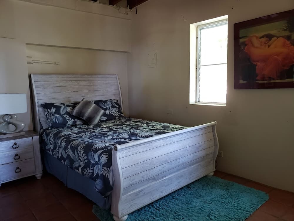 Little Indigo Apartments