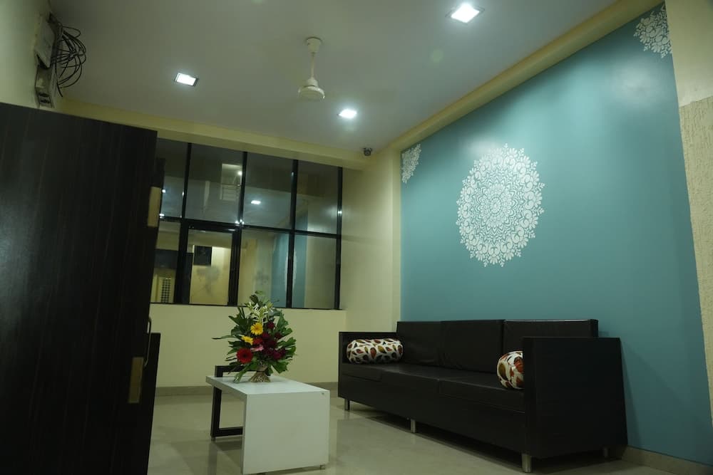 Hotel Avon International