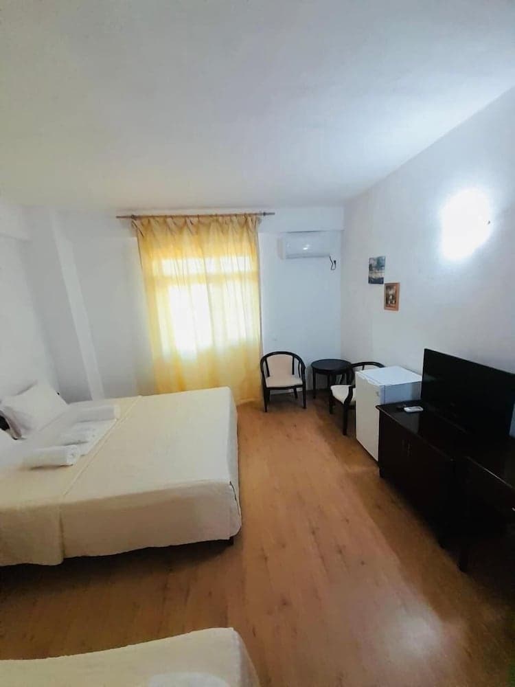 Perla Costinesti - Hostel