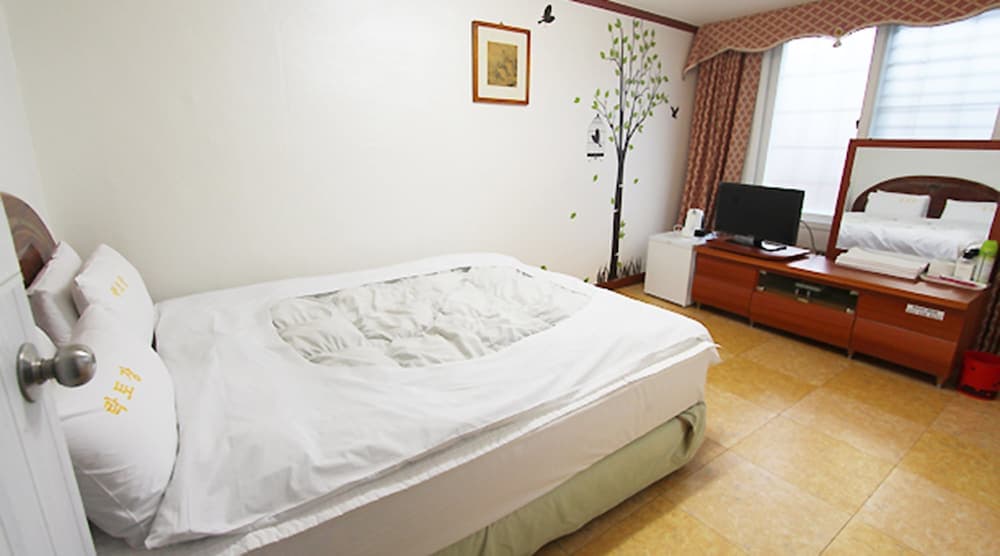 THE RED HOUSE - Hostel