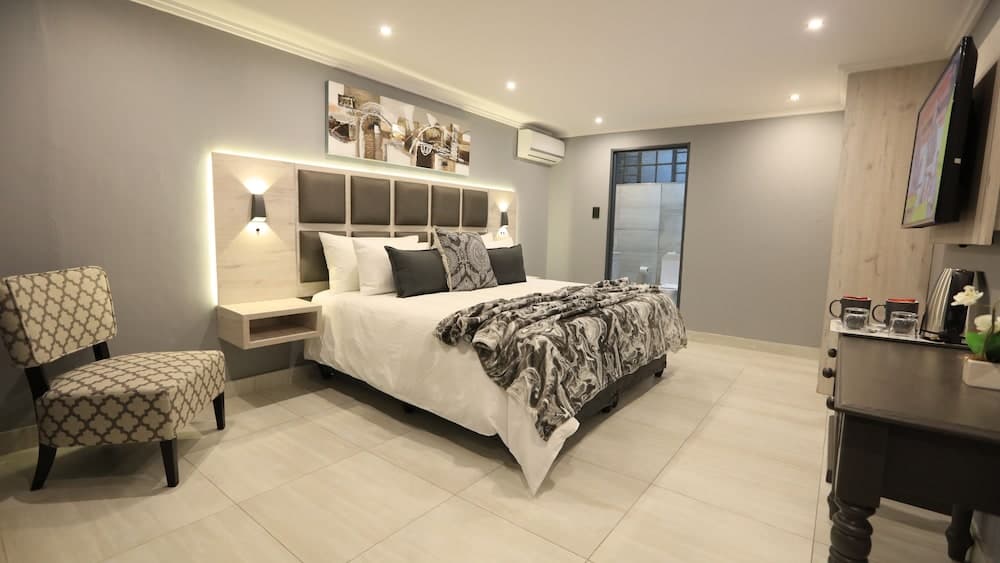 The Cascades Guest Lodge