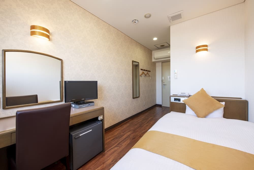 Central Hotel Takahagi