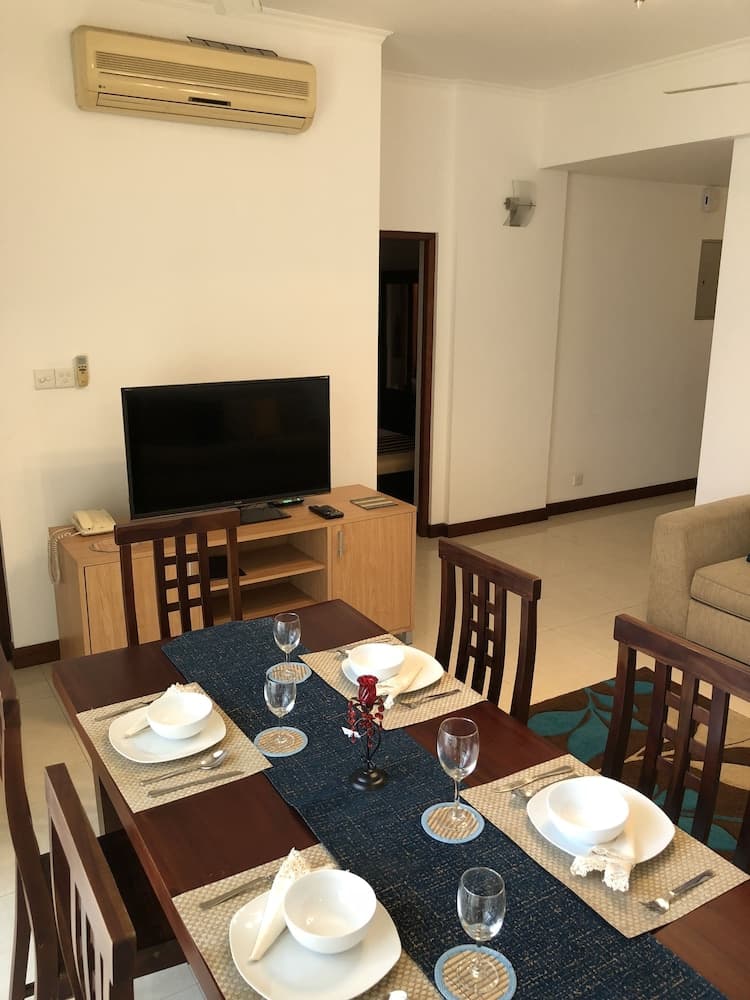 Hedges Court Residencies Town Hall- 2 Bed Room Apartment