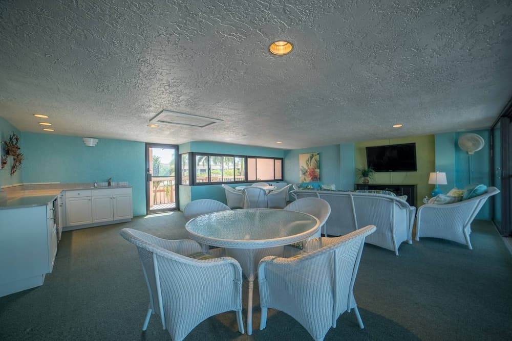 Shamron Beach Condo 507