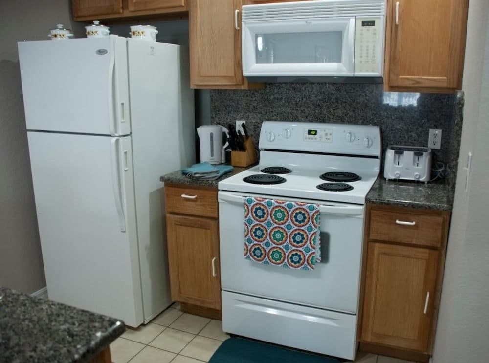 Venetian Bay #103 - Three Bedroom Townhome