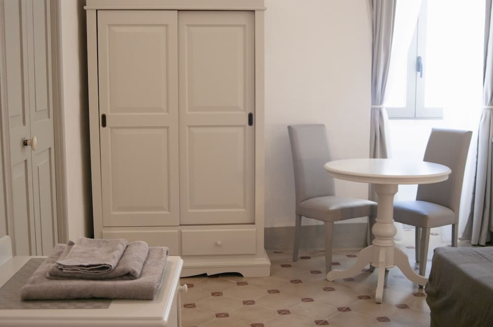 Le Finestre Su Porta Carrese - Luxury Rooms