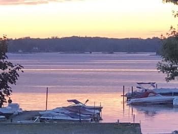 Seaway Slips Waterfront Cottages