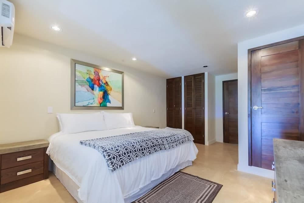 Casa Bongo by Skyrun