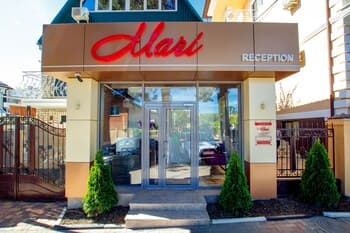 Mari Hotel