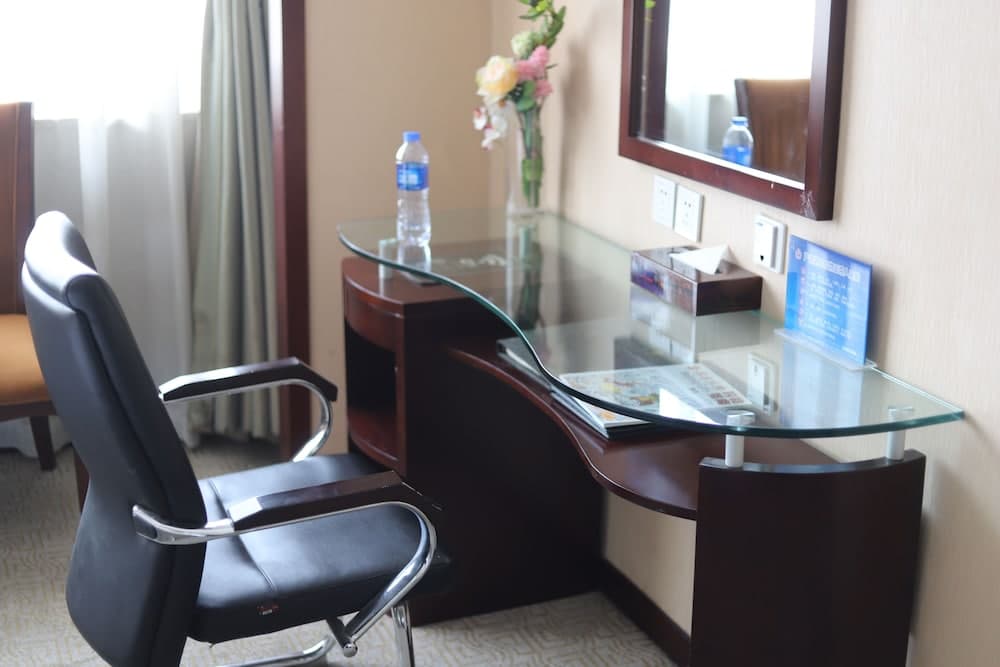 Beijing GLIVE Qianmen Hotel