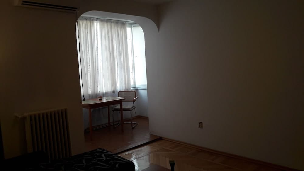 Km 0 Deluxe Apartment Old Town