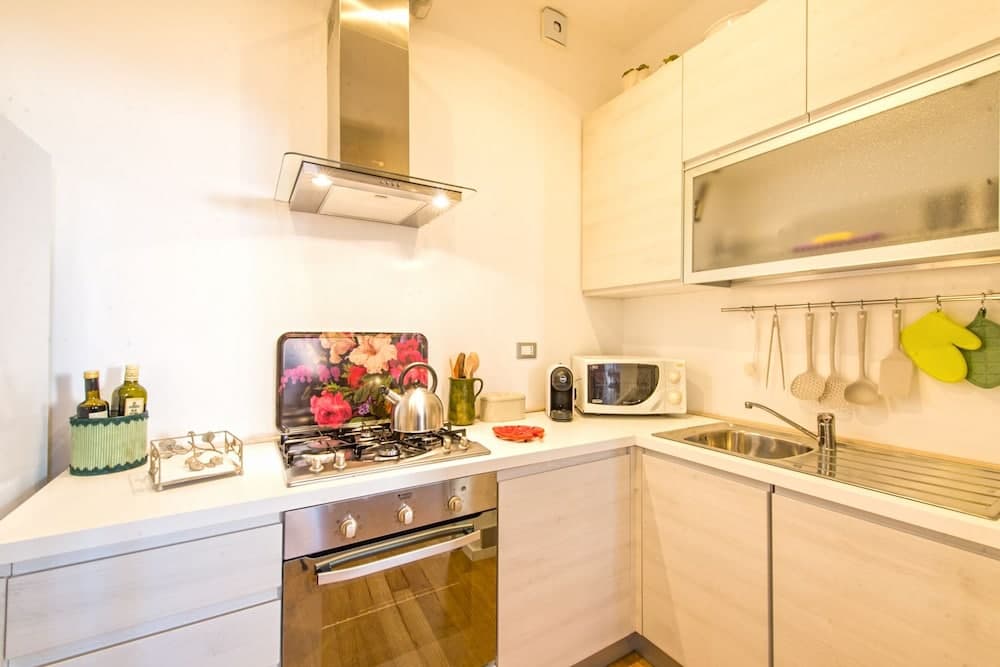 Charming Apartment in the City Center by Wonderful Italy