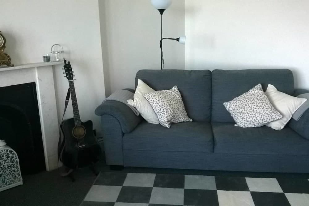 Verity and Ilfracombe Harbour View