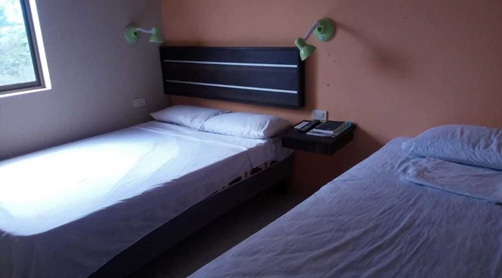 Hosteia Soles de Data