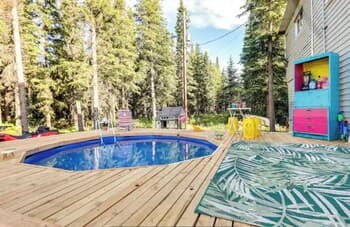 Aurorian Nights Resort