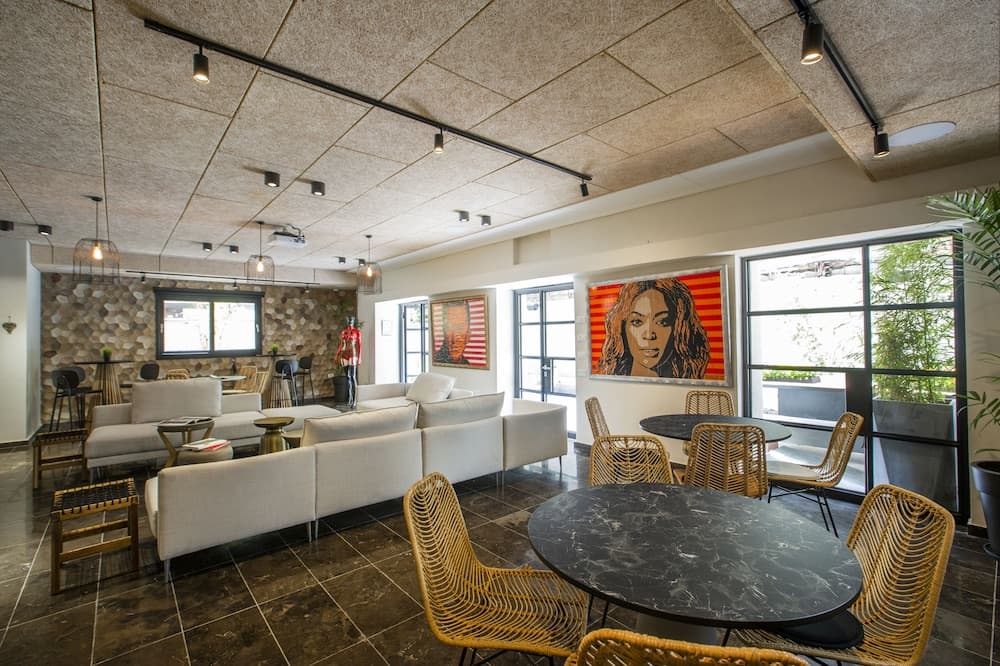 Washington & Friends - By TLV2GO