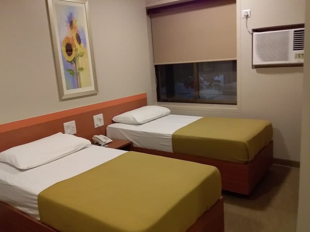 Hotel Sai Palace Express