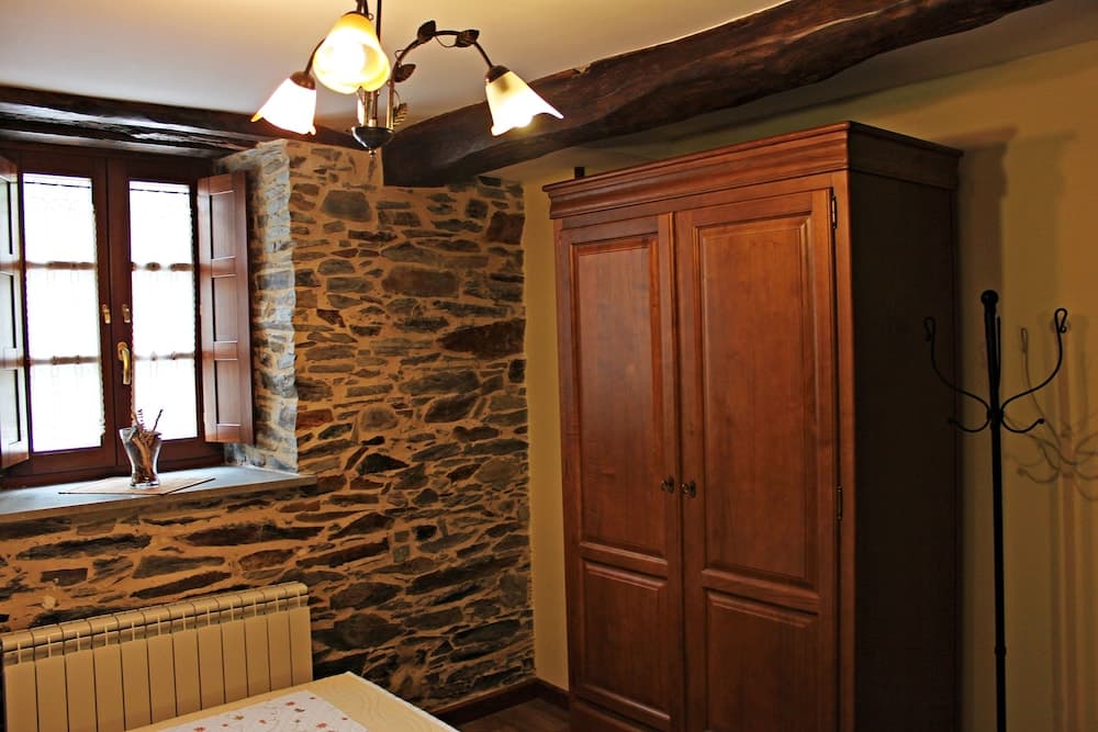 Apartamentos El Llago