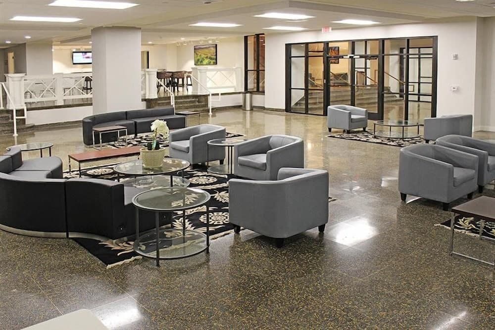 Bridgestreet at the Leader Building