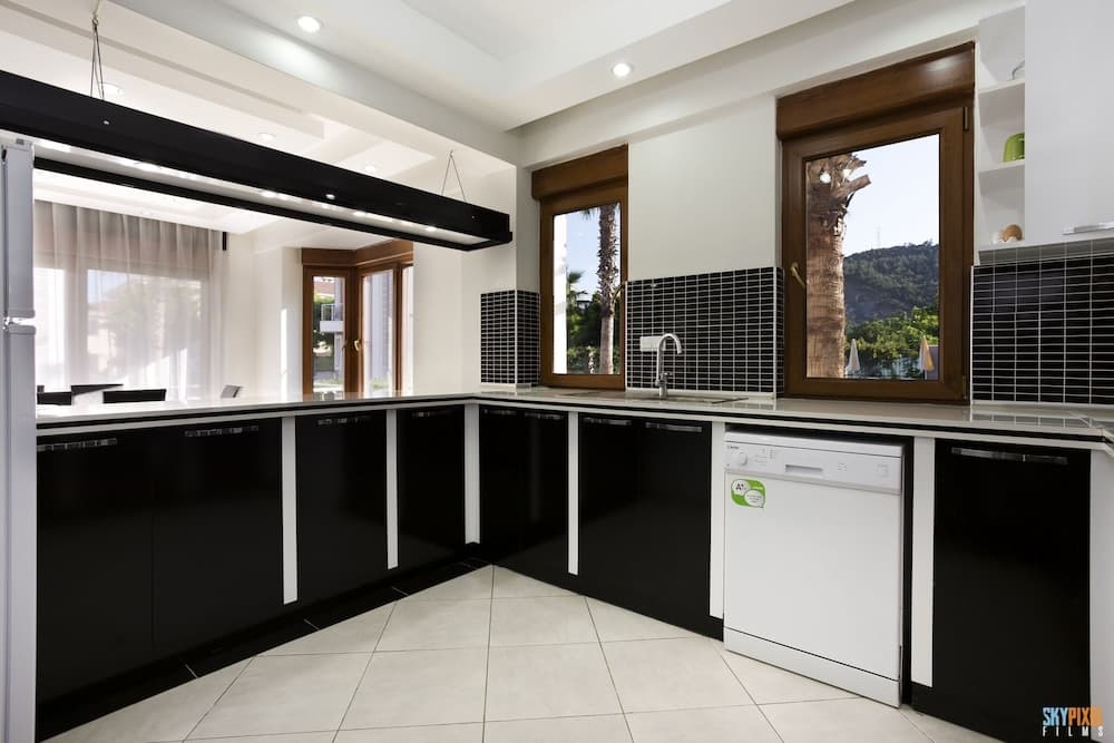 Villa Aura by VillaTatilin