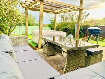 Slate Mountain Cottage Near zip World Snowdonia