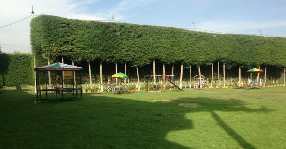 La Casa de Abraham Hotel