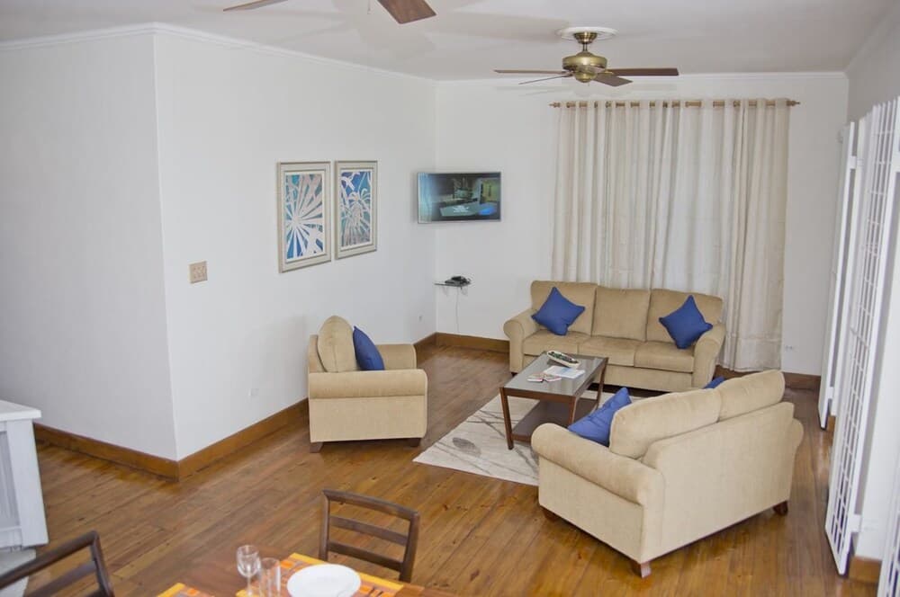 Amazing Beach Front Villa on the South Coast