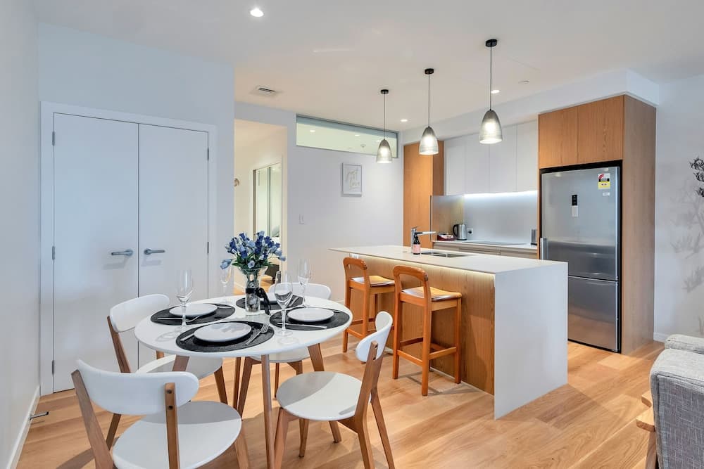 Spacious Mt Eden Apartment