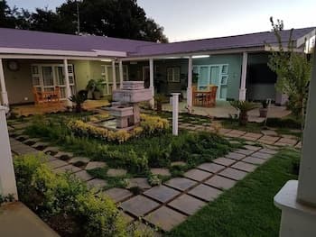 Graceland Guest House