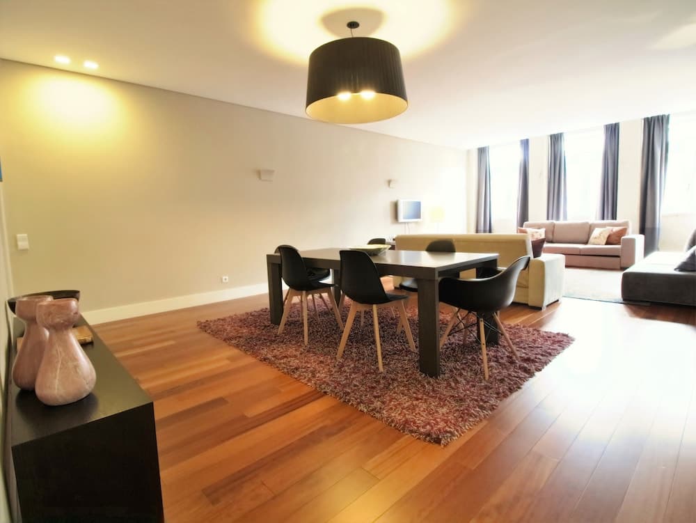 ALIADOS by YoursPorto