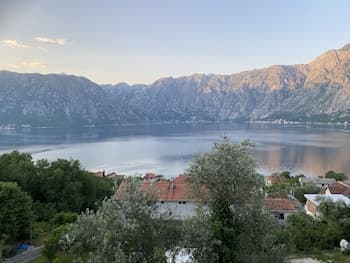 Two Bedroom Apartment With Amazing Views