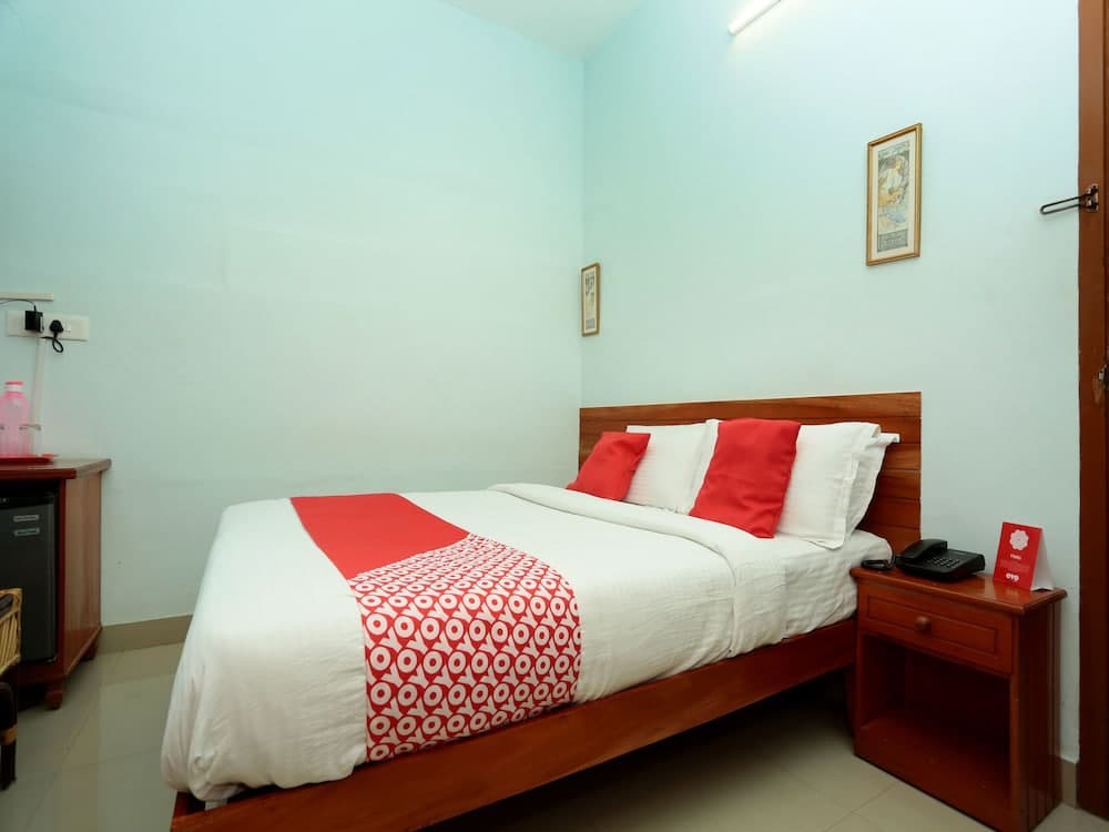 OYO 6216 Royz Destinations