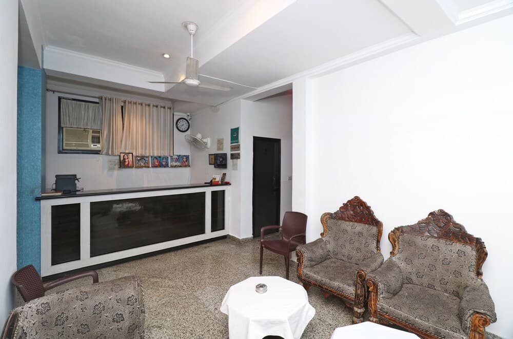 OYO 22711 Rajni Guest House