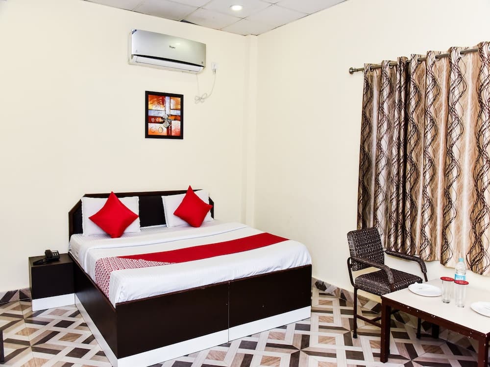 OYO 24840 Hotel Ashiana Farm