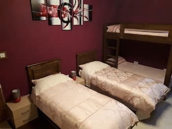 Nocturne Family House