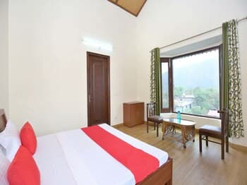 OYO Home 13529 Exotic 3BHK