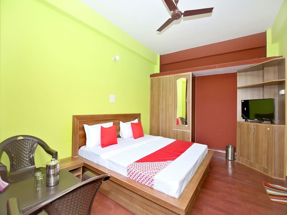 OYO 14048 Home Cozy Studio Nahan Kasauli