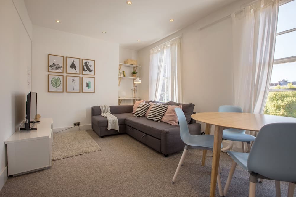 Bayswater Apartments by Allô Housing