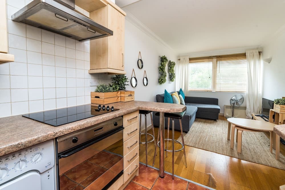 King Regents Place by Allô Housing